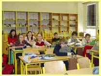 Bud� aj tieto deti hl�si� pr�chod do �koly modernou technikou?